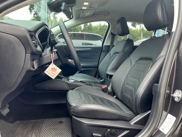 FORD福特 FOCUS ACTIVE  第9張相片