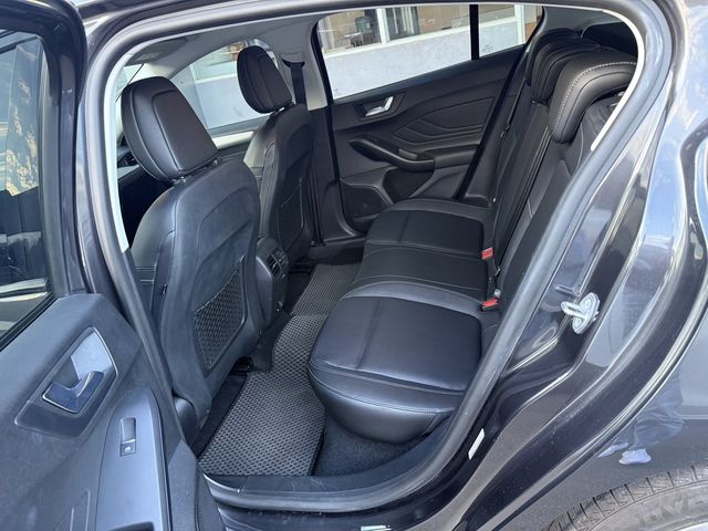 FORD福特 FOCUS  第9張相片