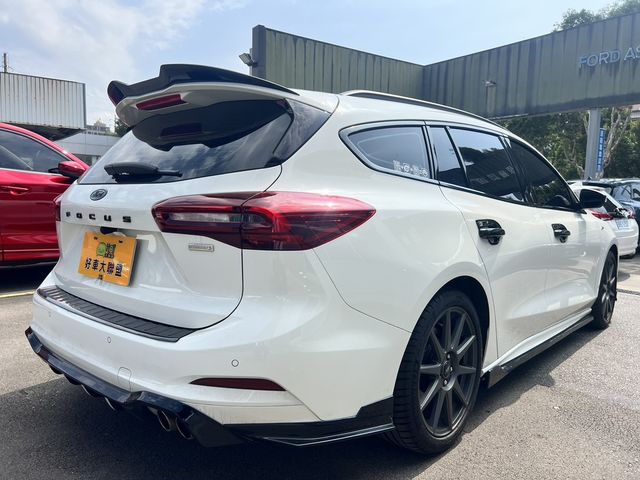 FORD福特 FOCUS WAGON  第2張相片