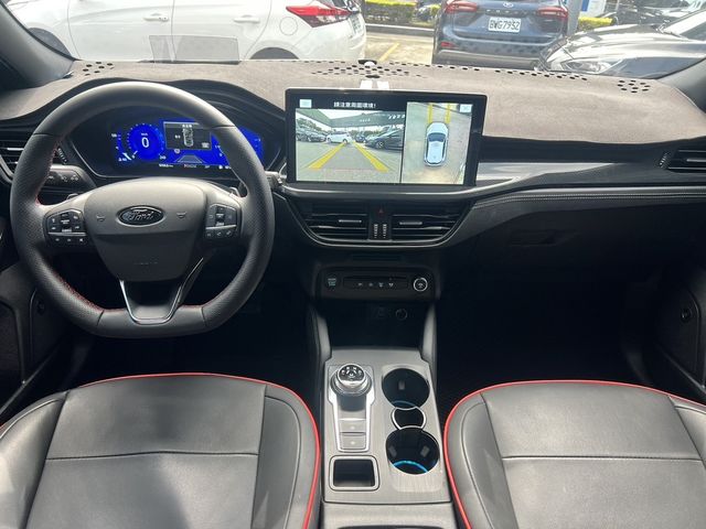 FORD福特 FOCUS WAGON  第5張相片