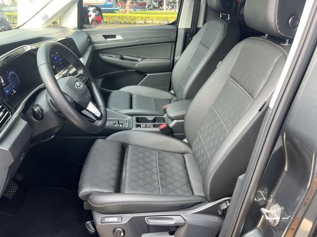 FORD福特 TOURNEO CONNECT  第7張相片