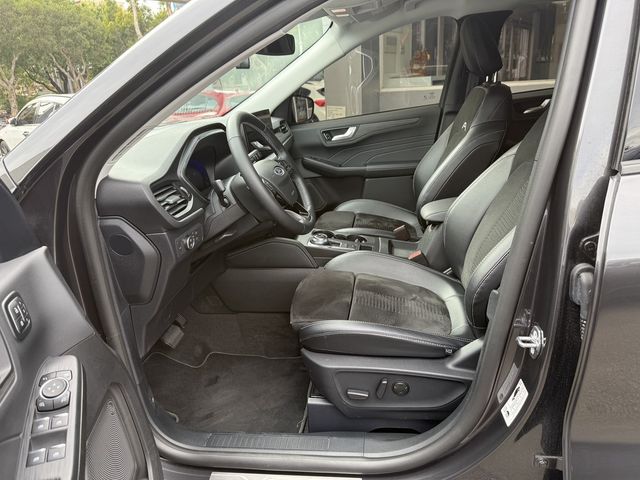 FORD福特 KUGA  第8張相片