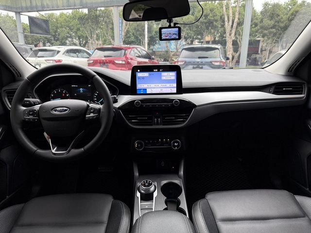 FORD福特 FOCUS  第5張相片