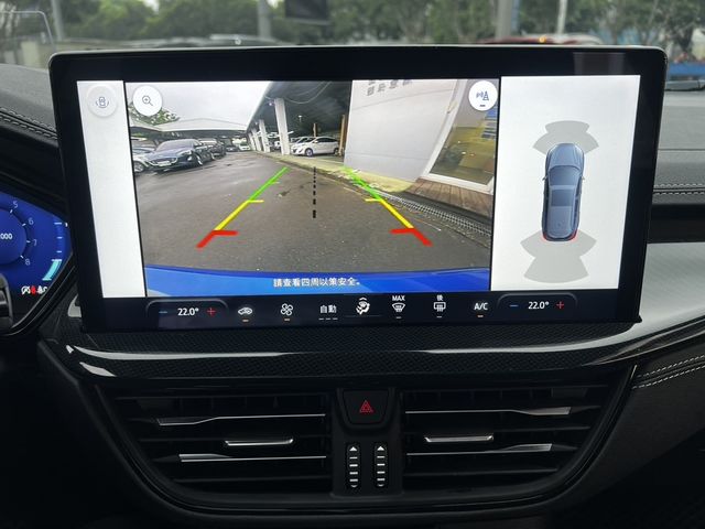 FORD福特 FOCUS WAGON  第8張相片