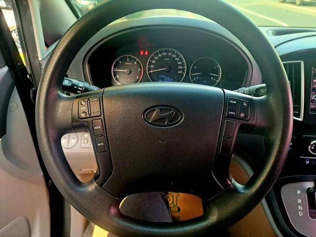 HYUNDAI現代 STAREX  第17張相片