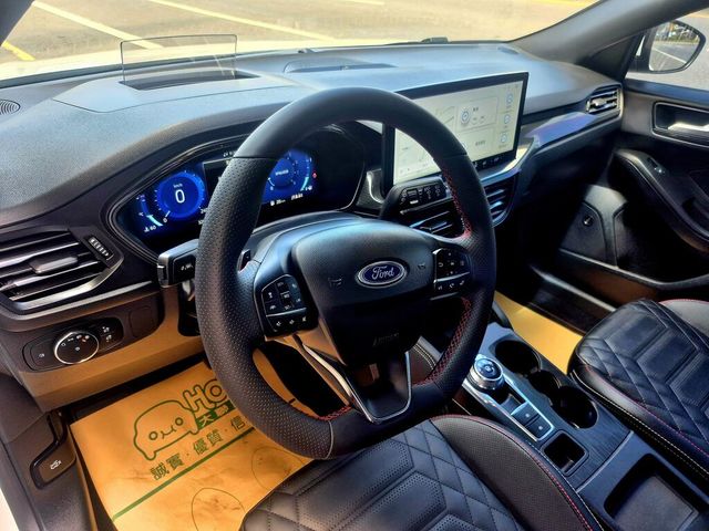 FORD福特 FOCUS ST  第6張相片