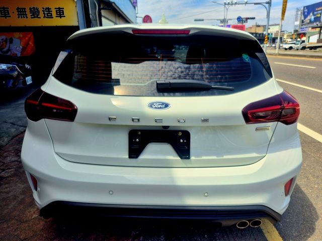FORD福特 FOCUS ST  第16張相片