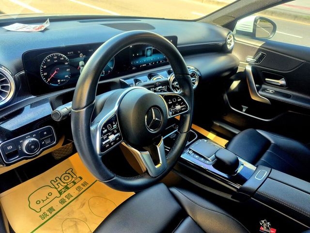 M-BENZ賓士 A200  第5張相片