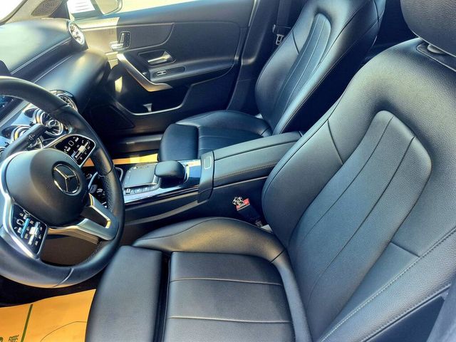 M-BENZ賓士 A200  第6張相片