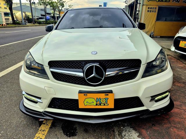 M-BENZ賓士 C300  第2張相片