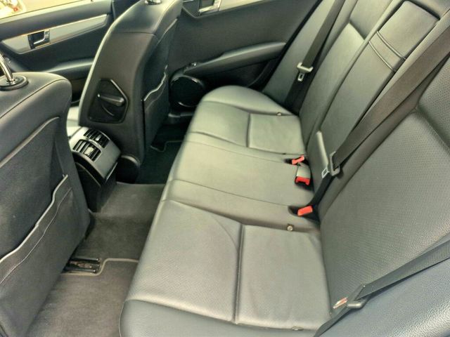 M-BENZ賓士 C300  第7張相片