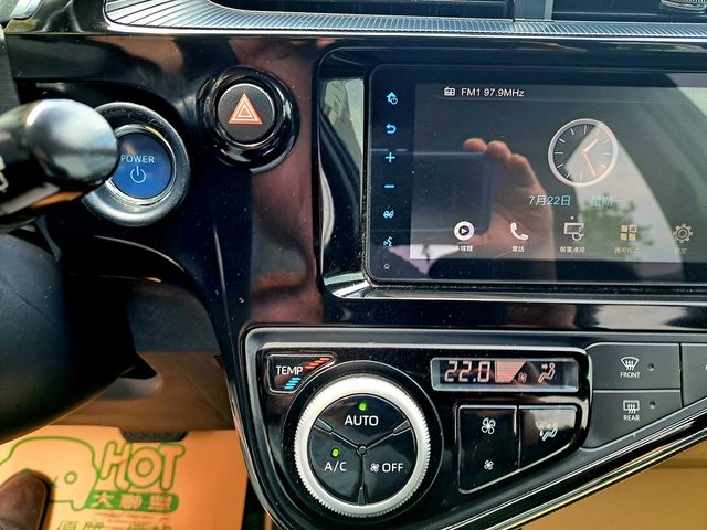 TOYOTA豐田 PRIUS C  第8張相片