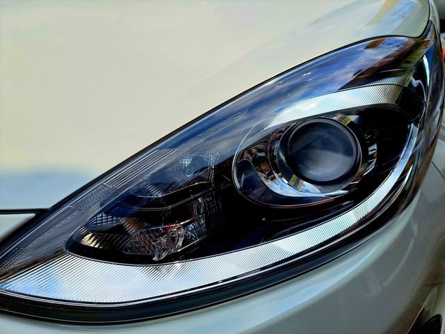 TOYOTA豐田 PRIUS C  第15張相片