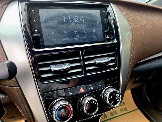 TOYOTA豐田 YARIS CROSSOVER  第9張相片