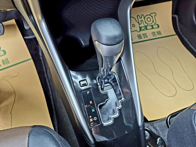 TOYOTA豐田 YARIS CROSSOVER  第10張相片