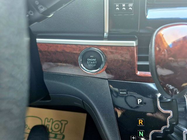 TOYOTA豐田 PREVIA  第13張相片