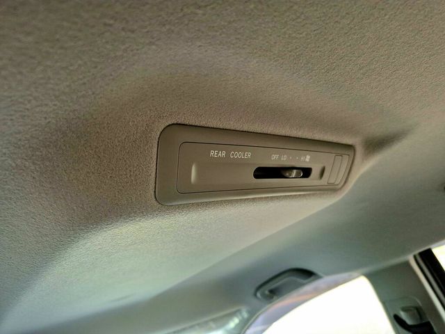 TOYOTA豐田 PREVIA  第15張相片