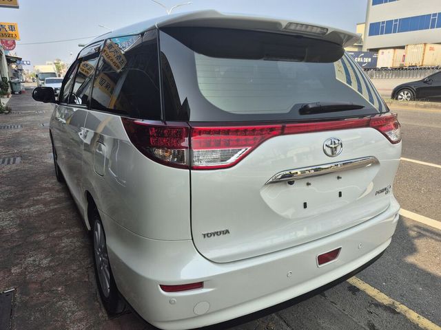 TOYOTA豐田 PREVIA  第16張相片