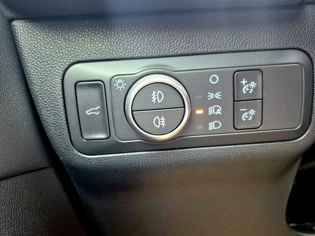 FORD福特 KUGA  第15張相片