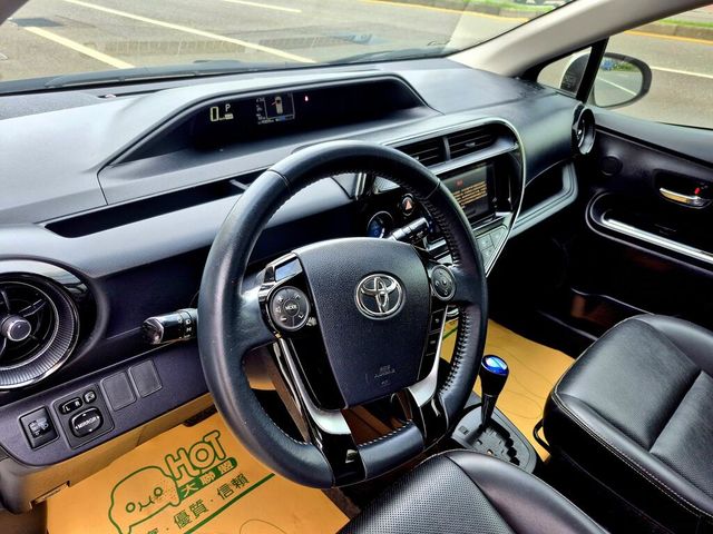 TOYOTA豐田 PRIUS C  第5張相片