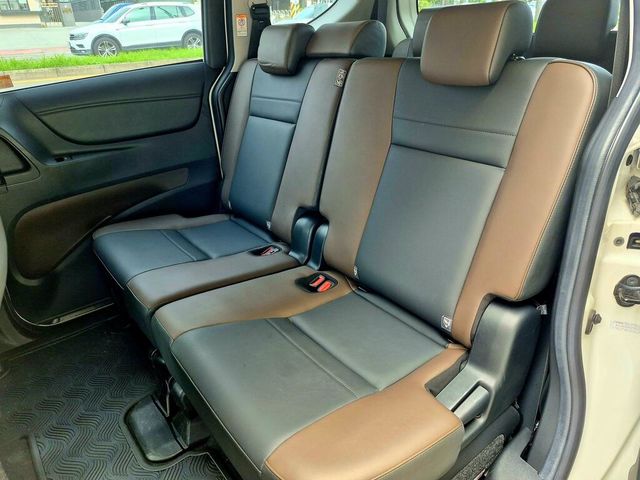 TOYOTA豐田 SIENTA  第7張相片