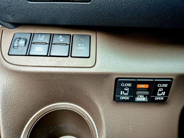 TOYOTA豐田 SIENTA  第13張相片
