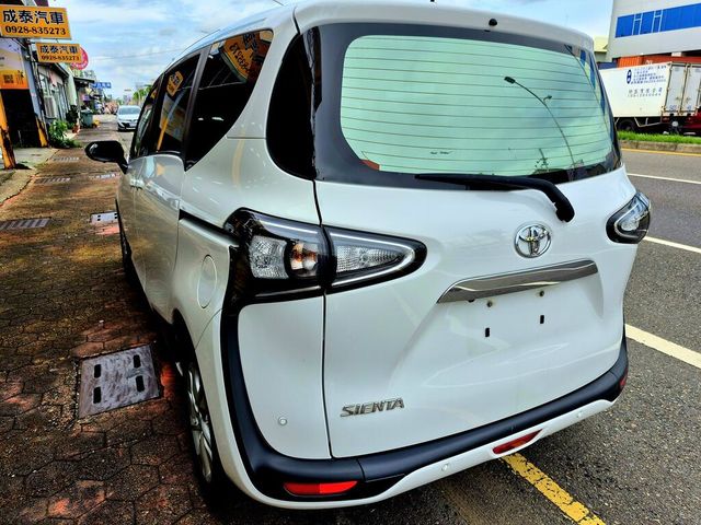 TOYOTA豐田 SIENTA  第18張相片