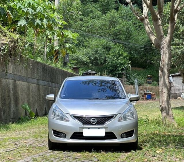 NISSAN日產 TIIDA  第3張相片