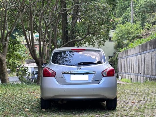 NISSAN日產 TIIDA  第4張相片