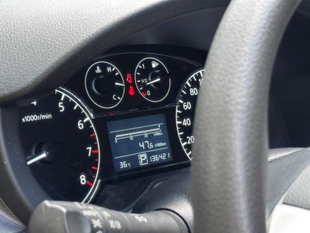 NISSAN日產 TIIDA  第6張相片