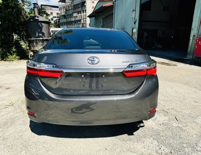 TOYOTA豐田 ALTIS  第4張相片