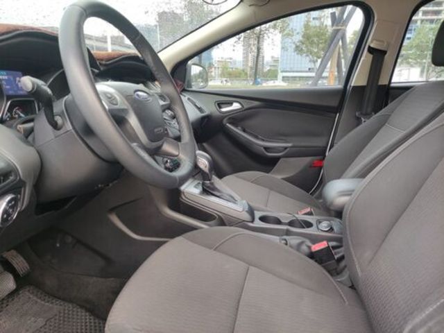 FORD福特 FOCUS  第8張相片