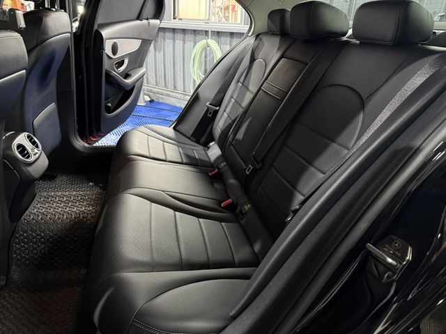 M-BENZ賓士 C200  第14張相片