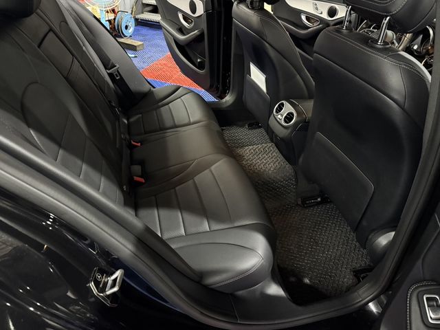 M-BENZ賓士 C200  第15張相片