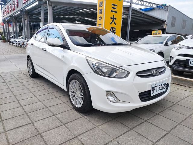 HYUNDAI現代 VERNA  第10張相片