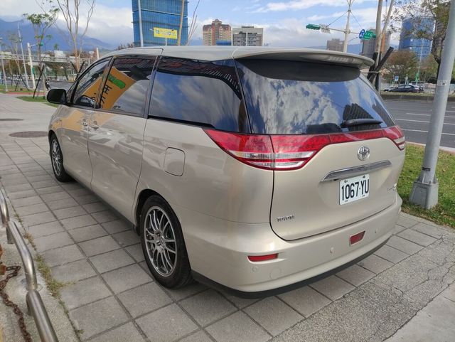 TOYOTA豐田 PREVIA  第9張相片