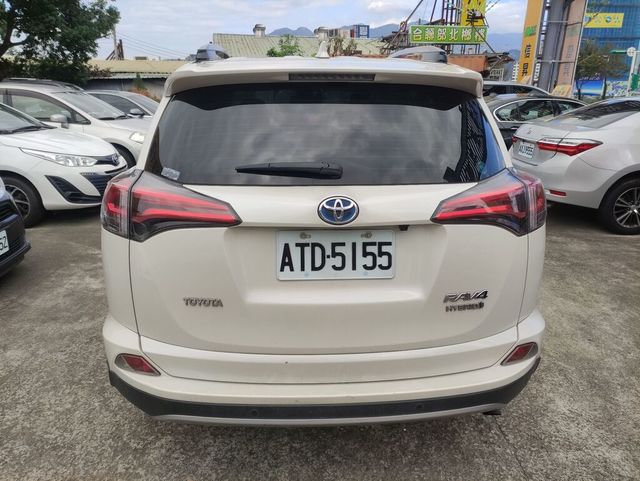 TOYOTA豐田 RAV4  第4張相片