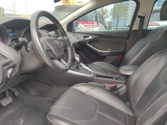 FORD福特 FOCUS  第5張相片