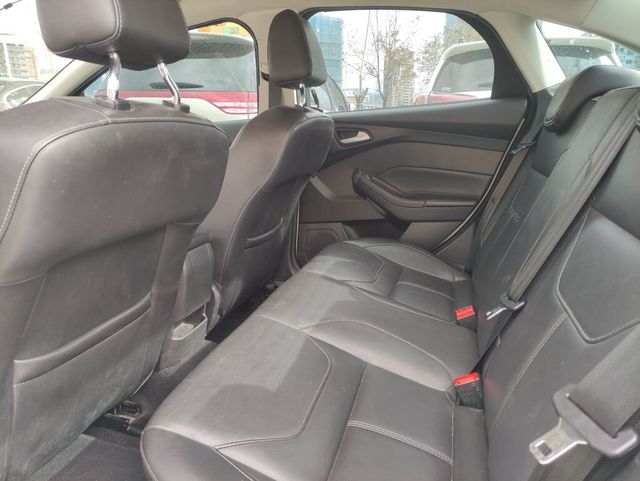 FORD福特 FOCUS  第6張相片