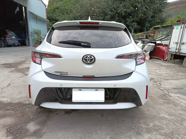 TOYOTA豐田 COROLLA SPORT  第13張相片