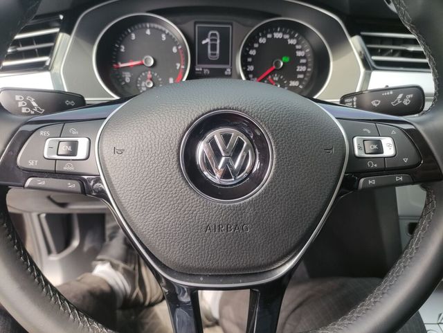 VOLKSWAGEN福斯 PASSAT  第6張相片