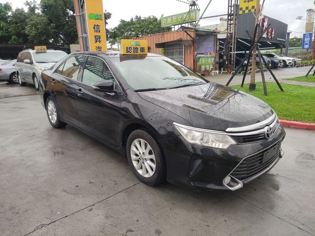 TOYOTA豐田 CAMRY  第6張相片