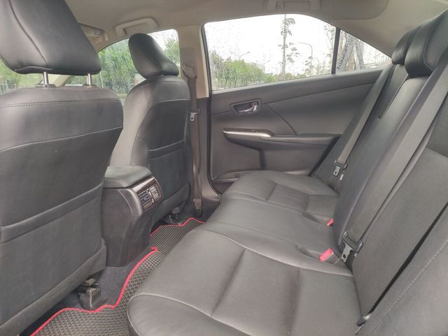 TOYOTA豐田 CAMRY  第9張相片