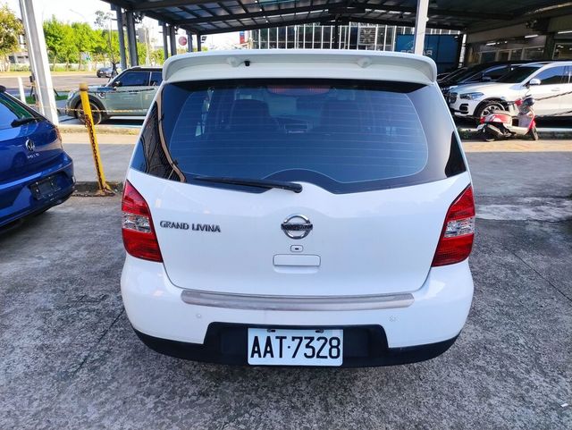 NISSAN日產 LIVINA  第4張相片
