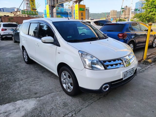 NISSAN日產 LIVINA  第10張相片
