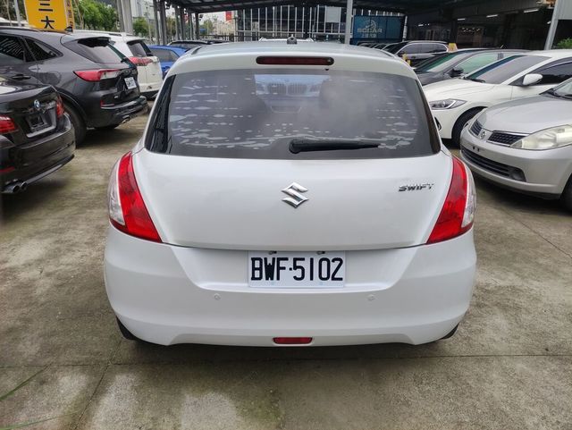 SUZUKI鈴木 SWIFT  第4張相片