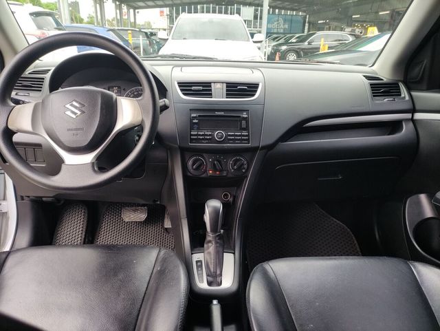 SUZUKI鈴木 SWIFT  第5張相片