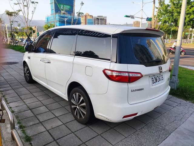 LUXGEN納智捷 7 MPV  第9張相片