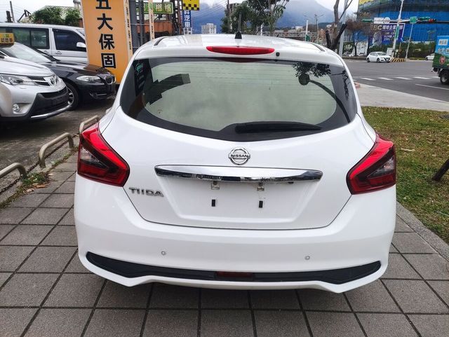 NISSAN日產 TIIDA  第4張相片