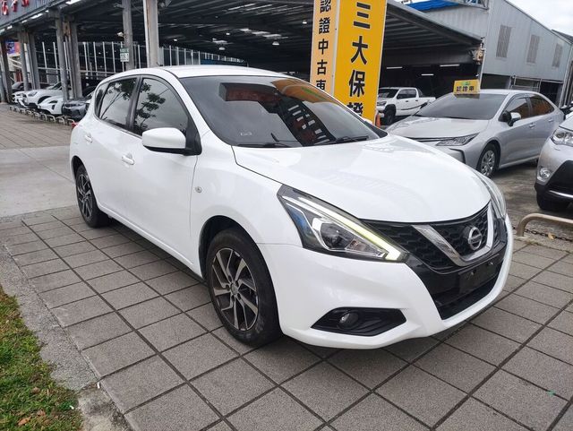 NISSAN日產 TIIDA  第10張相片